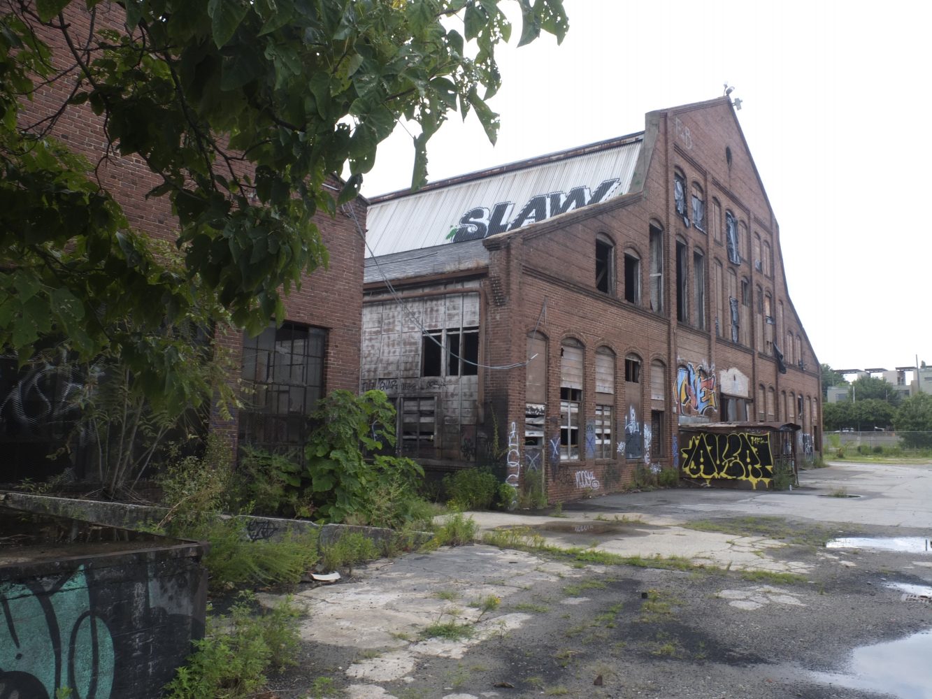 PULLMAN YARD: a split future