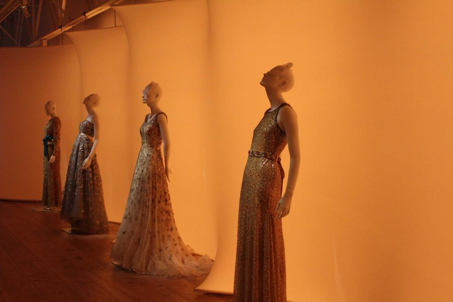 Ovation for Oscar: Savannah College of Art and Designs new fashion museum presented its inaugural exhibition featuring the legendary designer Oscar de la Rentas illustrious and timeless works.
