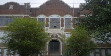School district ‘lands’ a great deal from the mayor