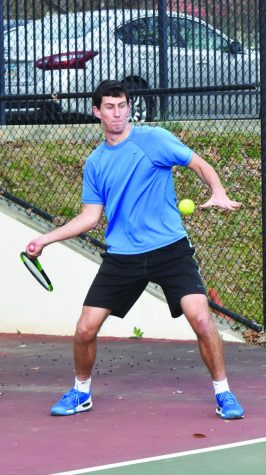 Senior Wolfe commits to Lafayette for tennis