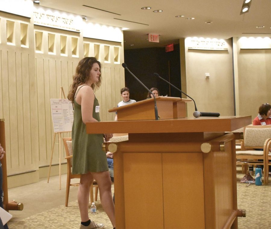 Junior Abby Edlein played an active role in a gun violence panel at the Temple. She has brought her passion for gun violence prevention activism to Grady by starting a March For Our Lives chapter.