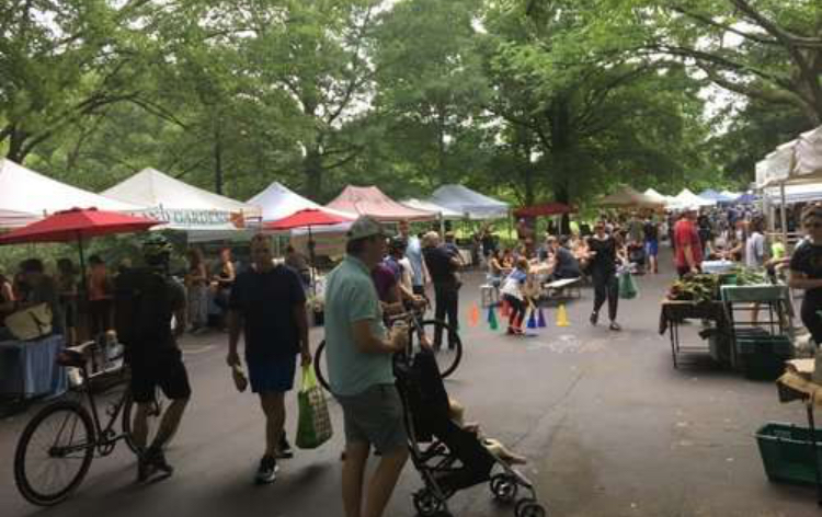 Year-round farmers markets attract customers