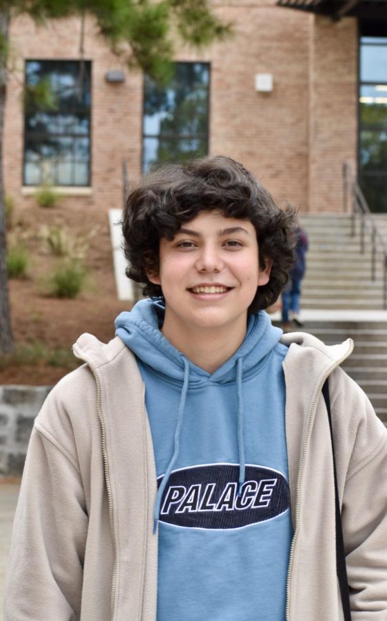 Junior Esteban Vangioni sets out on an experience of a lifetime. Vangioni is a foreign exchange student from Madrid, Spain, who is seeing the world from an American view for the year. Vangioni is a member of the robotics team and will also participate in tennis during the spring season.