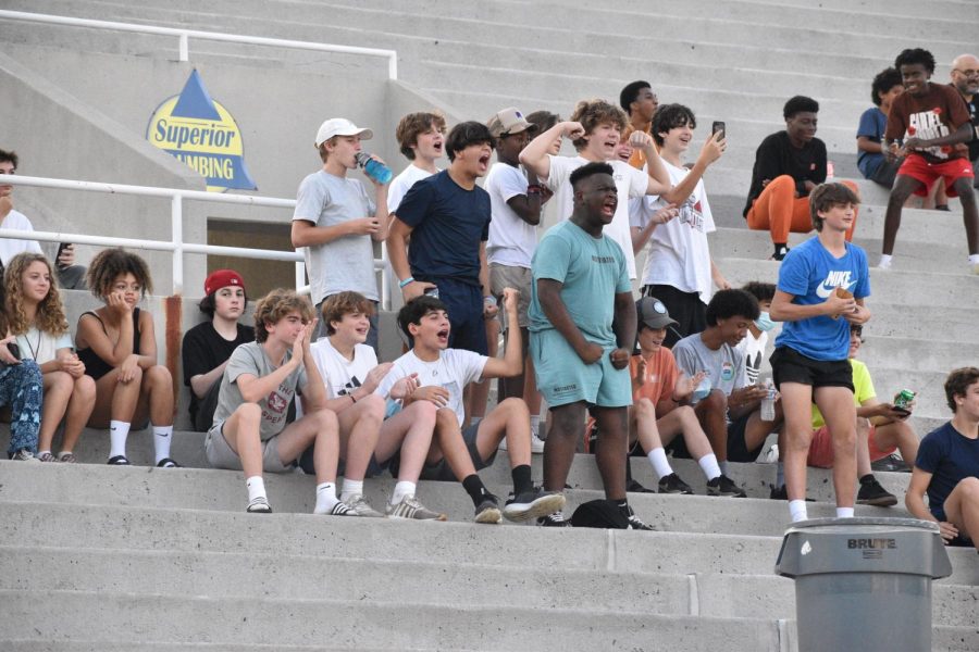 Underclassmen show support during the Knights 32-0 loss to Washington on Oct. 7.