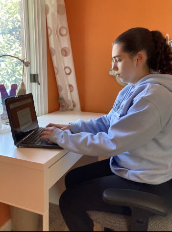 Freshman Talia Pivoshenko working on Atlanta Virtual Academy (AVA) to finish her health classwork.