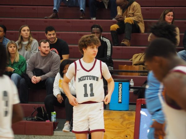 Junior Luke Finley during his sophmore year in a game against Mays on Feb. 4th. Finley was one of few underclassmen on the varsity roster, and is one of the returners who played in Fall League this year. 