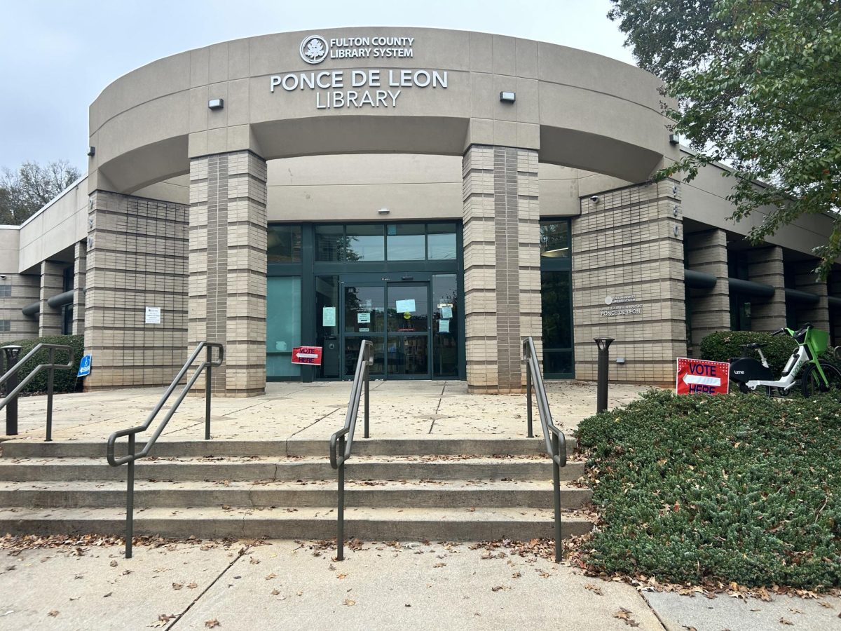 7 to 7: The polls were open at Joan P. Garner Library at Ponce De Leon starting at 7 a.m. and closing at 7 p.m. 