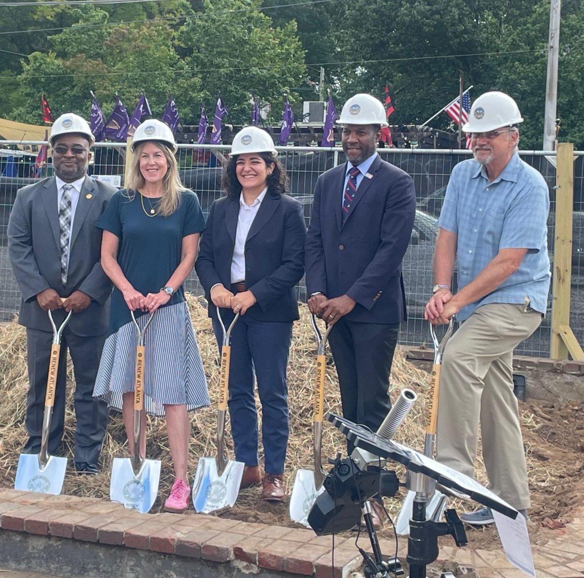 THE UNVEILING CEREMONY: The new Findley Plaza contributors stand with a smile, ready for a new chapter in restoration. Courtesy of Micheal de Nie