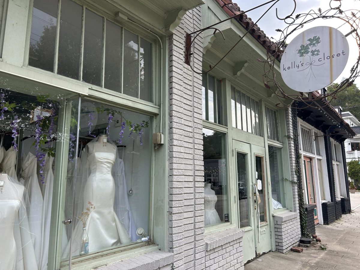 NEW BEGINNINGS: After twenty five years in the same location, Kelly’s Closet is preparing to relocate. Although the move is drawing near, the boutique has remained in business as long as possible.