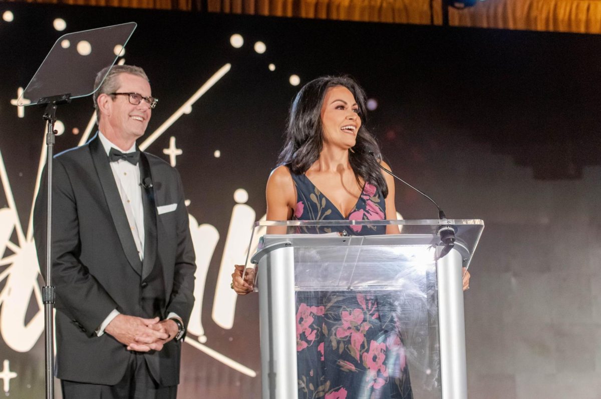GALA GREETINGS: WSB-TV news anchor and cancer survivor Wendy Corona opens the program as the emcee of the Luminaria Gala.