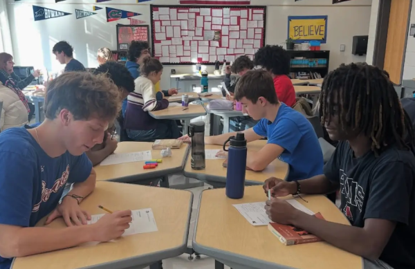 SENIOR READING: AP Literature students read, annotate and study the Mary Shelley novel “Frankenstein.” The book is part
of the twelfth grade curriculum, allowing seniors to read the classic novel that has been a part of history for two centuries.